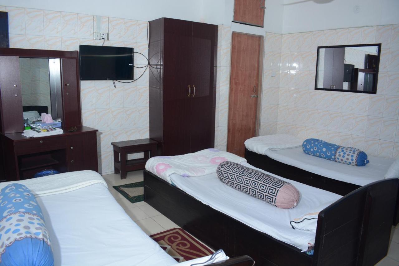 Hotel Hilton City Chittagong Ngoại thất bức ảnh
