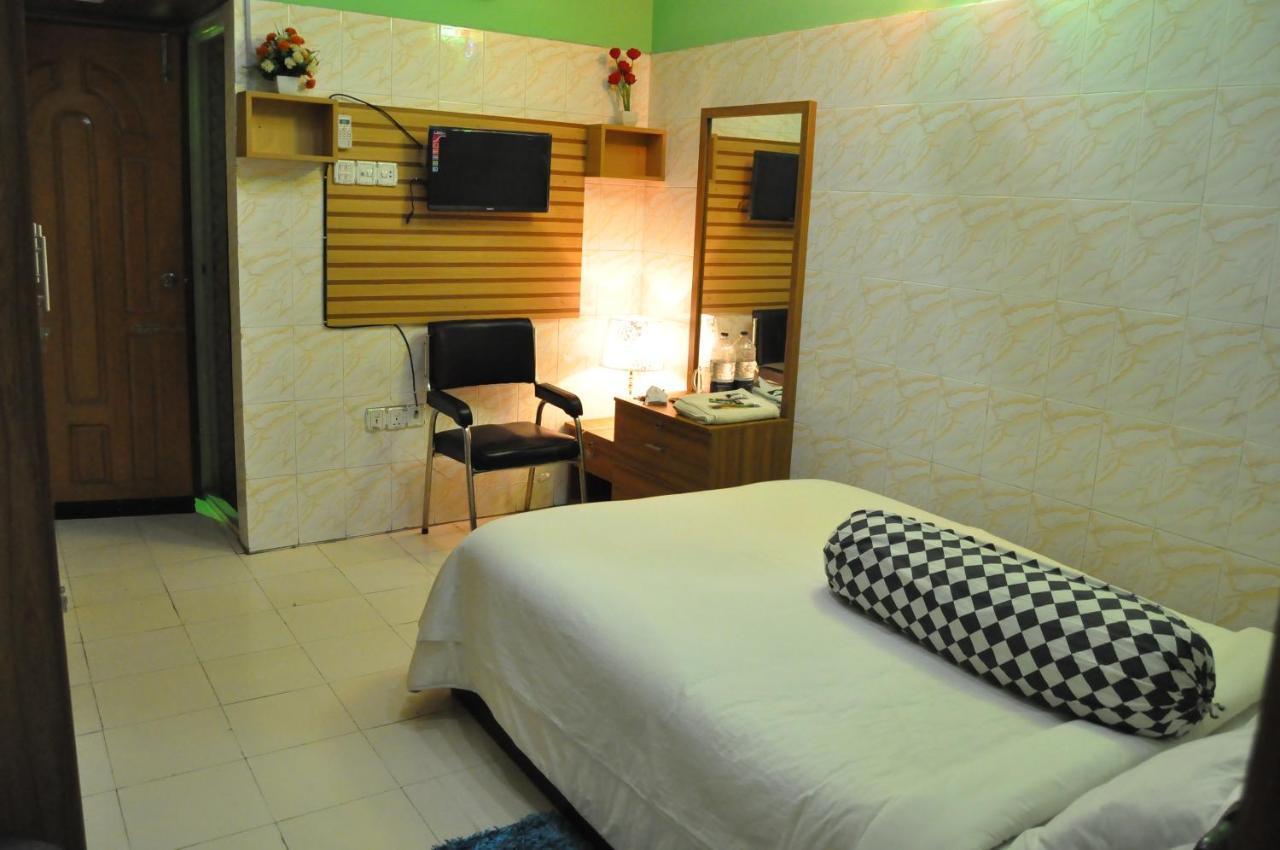 Hotel Hilton City Chittagong Ngoại thất bức ảnh