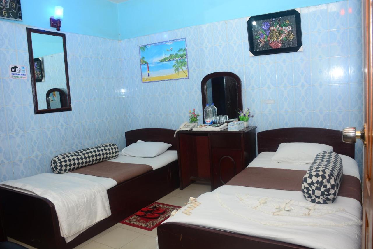 Hotel Hilton City Chittagong Ngoại thất bức ảnh