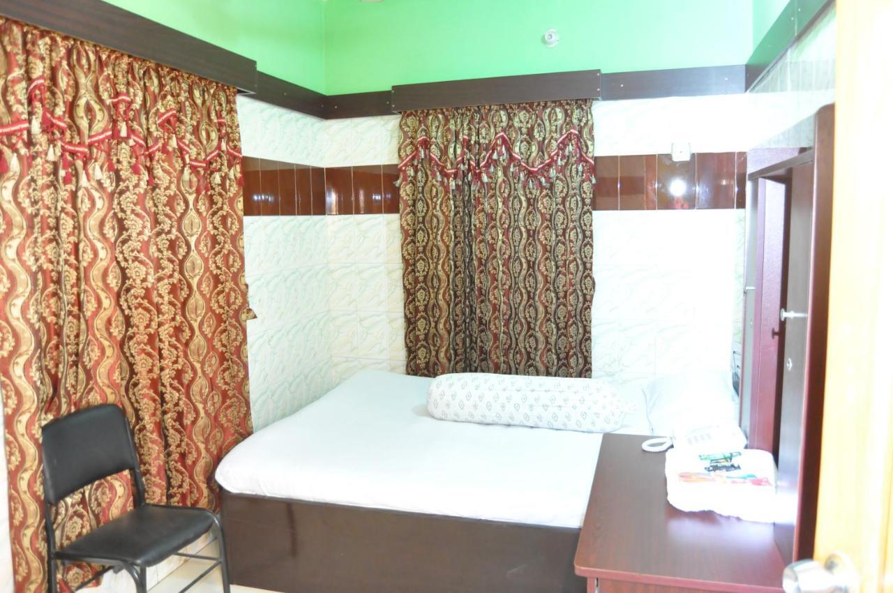 Hotel Hilton City Chittagong Ngoại thất bức ảnh
